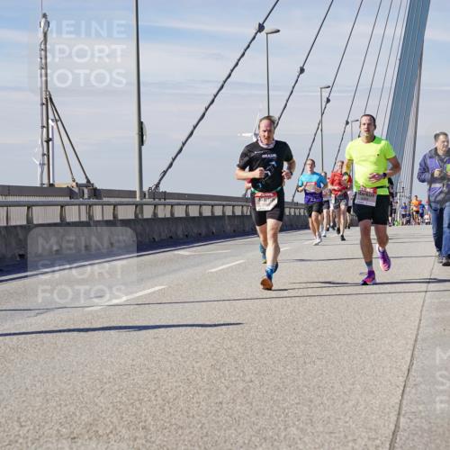 03.10.2025 - Köhlbrandbrückenlauf Michael Burmester http://msf.ph/oto/9073654 03.10.2025 12:39:02 Position 2  meine-sportfotos.de