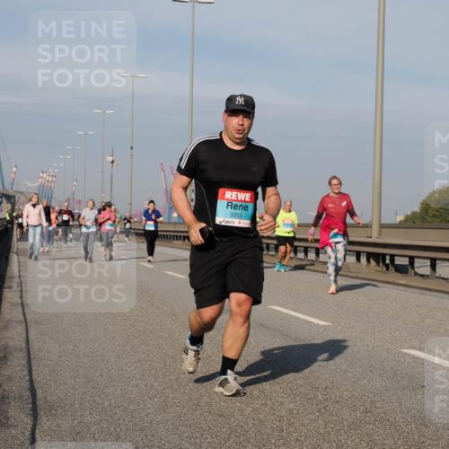 03.10.2025 - Köhlbrandbrückenlauf Fabian Wolf http://msf.ph/oto/9073665 03.10.2025 10:14:00 Position 3 3355 meine-sportfotos.de