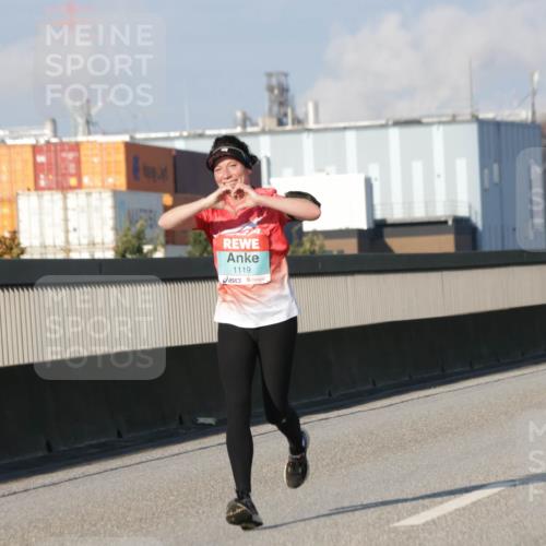 03.10.2025 - Köhlbrandbrückenlauf Jannik Wohlers http://msf.ph/oto/9073674 03.10.2025 09:50:41 Position 3 1119 meine-sportfotos.de