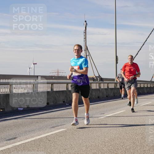 03.10.2025 - Köhlbrandbrückenlauf Michael Burmester http://msf.ph/oto/9073757 03.10.2025 12:39:08 Position 2  meine-sportfotos.de