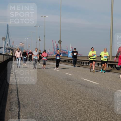 03.10.2025 - Köhlbrandbrückenlauf Fabian Wolf http://msf.ph/oto/9073759 03.10.2025 10:14:02 Position 3  meine-sportfotos.de