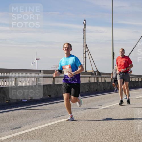 03.10.2025 - Köhlbrandbrückenlauf Michael Burmester http://msf.ph/oto/9073776 03.10.2025 12:39:08 Position 2 676 meine-sportfotos.de