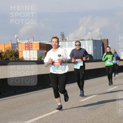 03.10.2025 - Köhlbrandbrückenlauf Jannik Wohlers http://msf.ph/oto/9073847 03.10.2025 09:50:46 Position 3 1944, 1218, 160 meine-sportfotos.de