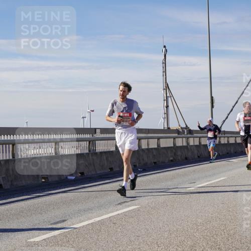 03.10.2025 - Köhlbrandbrückenlauf Michael Burmester http://msf.ph/oto/9073860 03.10.2025 12:39:15 Position 2  meine-sportfotos.de