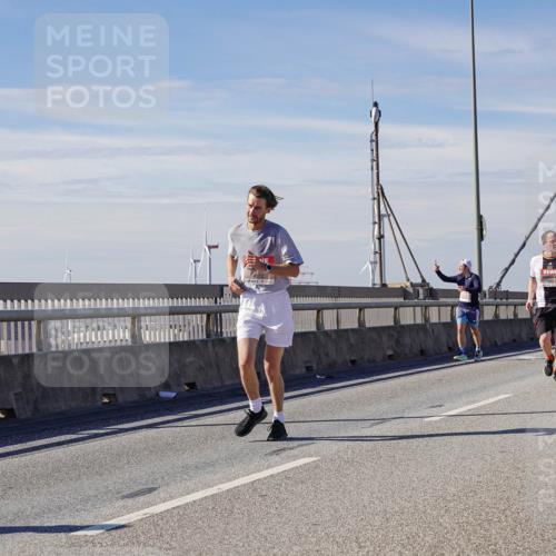 03.10.2025 - Köhlbrandbrückenlauf Michael Burmester http://msf.ph/oto/9073879 03.10.2025 12:39:15 Position 2  meine-sportfotos.de
