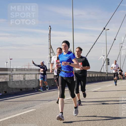 03.10.2025 - Köhlbrandbrückenlauf Michael Burmester http://msf.ph/oto/9073889 03.10.2025 12:39:17 Position 2  meine-sportfotos.de