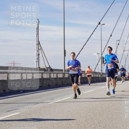 03.10.2025 - Köhlbrandbrückenlauf Michael Burmester http://msf.ph/oto/9074059 03.10.2025 12:39:30 Position 2 41, 0 meine-sportfotos.de