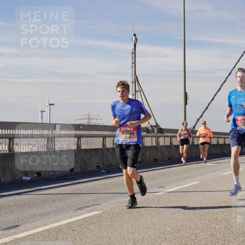 03.10.2025 - Köhlbrandbrückenlauf Michael Burmester http://msf.ph/oto/9074077 03.10.2025 12:39:31 Position 2 4140, 6775 meine-sportfotos.de