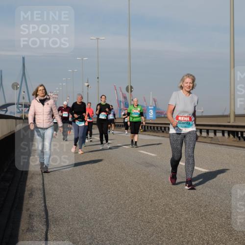 03.10.2025 - Köhlbrandbrückenlauf Fabian Wolf http://msf.ph/oto/9074106 03.10.2025 10:14:12 Position 3 3298 meine-sportfotos.de