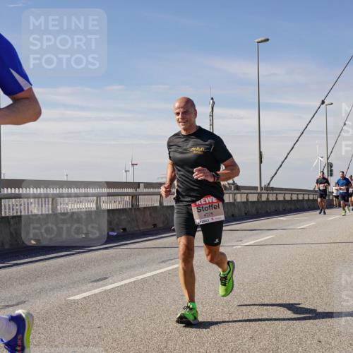 03.10.2025 - Köhlbrandbrückenlauf Michael Burmester http://msf.ph/oto/9074130 03.10.2025 12:39:34 Position 2 6775, 4275 meine-sportfotos.de