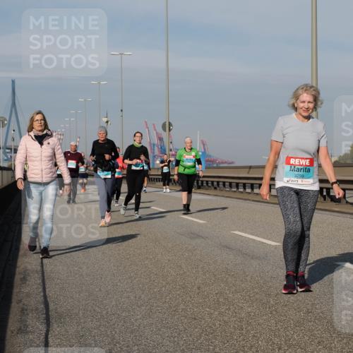03.10.2025 - Köhlbrandbrückenlauf Fabian Wolf http://msf.ph/oto/9074149 03.10.2025 10:14:13 Position 3 3298 meine-sportfotos.de