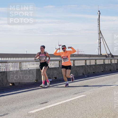 03.10.2025 - Köhlbrandbrückenlauf Michael Burmester http://msf.ph/oto/9074162 03.10.2025 12:39:36 Position 2  meine-sportfotos.de