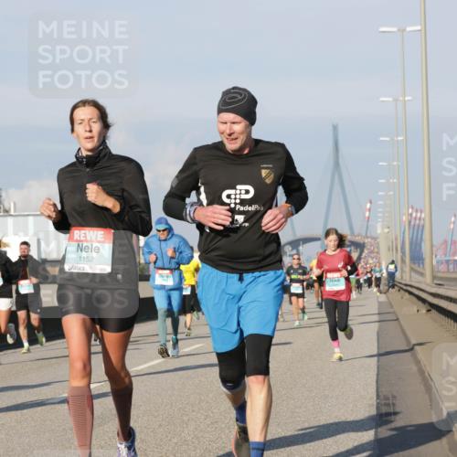 03.10.2025 - Köhlbrandbrückenlauf Jannik Wohlers http://msf.ph/oto/9074178 03.10.2025 09:50:56 Position 3 1152 meine-sportfotos.de