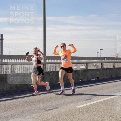 03.10.2025 - Köhlbrandbrückenlauf Michael Burmester http://msf.ph/oto/9074195 03.10.2025 12:39:37 Position 2  meine-sportfotos.de