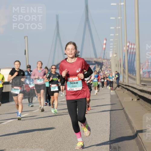 03.10.2025 - Köhlbrandbrückenlauf Jannik Wohlers http://msf.ph/oto/9074230 03.10.2025 09:50:59 Position 3 2084 meine-sportfotos.de