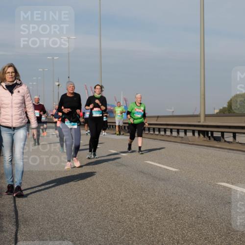 03.10.2025 - Köhlbrandbrückenlauf Fabian Wolf http://msf.ph/oto/9074245 03.10.2025 10:14:14 Position 3  meine-sportfotos.de