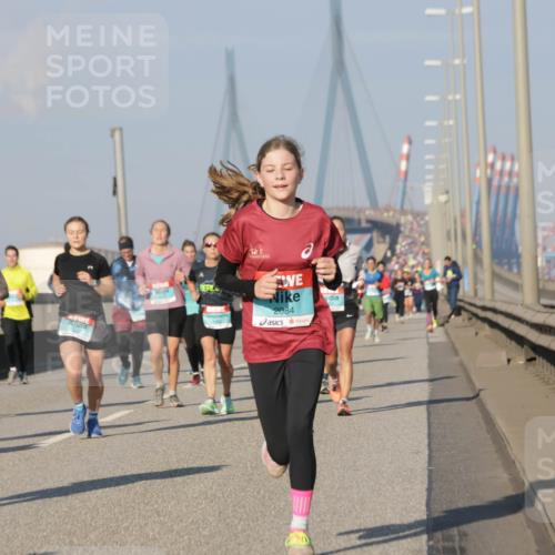 03.10.2025 - Köhlbrandbrückenlauf Jannik Wohlers http://msf.ph/oto/9074250 03.10.2025 09:50:59 Position 3 2084 meine-sportfotos.de