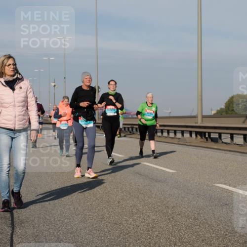 03.10.2025 - Köhlbrandbrückenlauf Fabian Wolf http://msf.ph/oto/9074295 03.10.2025 10:14:15 Position 3  meine-sportfotos.de
