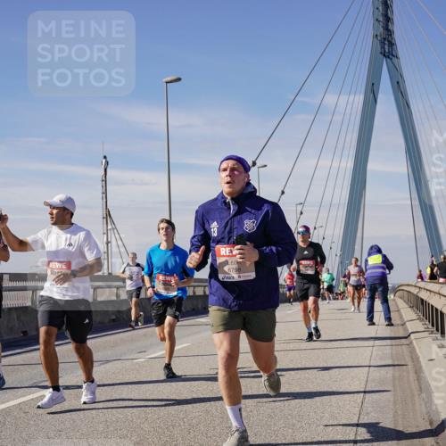 03.10.2025 - Köhlbrandbrückenlauf Michael Burmester http://msf.ph/oto/9074321 03.10.2025 12:39:43 Position 2 13, 6798 meine-sportfotos.de