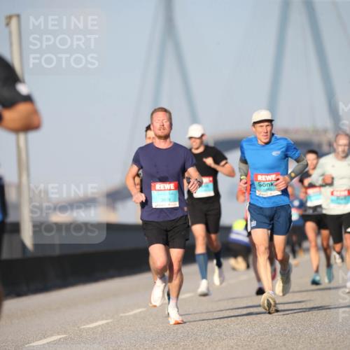 03.10.2025 - Köhlbrandbrückenlauf Jannik Wohlers http://msf.ph/oto/9074371 03.10.2025 09:40:21 Position 3 3809 meine-sportfotos.de