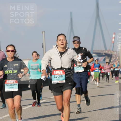 03.10.2025 - Köhlbrandbrückenlauf Jannik Wohlers http://msf.ph/oto/9074408 03.10.2025 09:51:04 Position 3 1092, 3625, 1255 meine-sportfotos.de