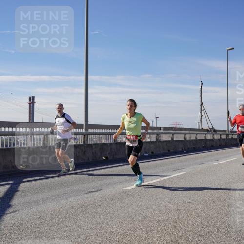 03.10.2025 - Köhlbrandbrückenlauf Michael Burmester http://msf.ph/oto/9074414 03.10.2025 12:39:48 Position 2  meine-sportfotos.de