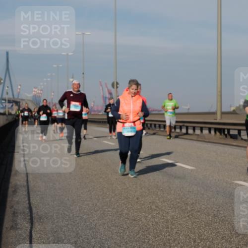 03.10.2025 - Köhlbrandbrückenlauf Fabian Wolf http://msf.ph/oto/9074456 03.10.2025 10:14:19 Position 3  meine-sportfotos.de