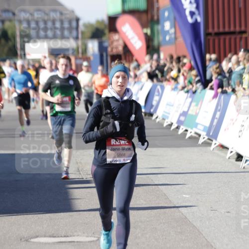 03.10.2025 - Köhlbrandbrückenlauf Jannik Wohlers http://msf.ph/oto/9074468 03.10.2025 13:16:11 Ziel 4311, 4423, 4495, 4644, 4696, 5068, 5336, 5684, 5806, 6712 meine-sportfotos.de