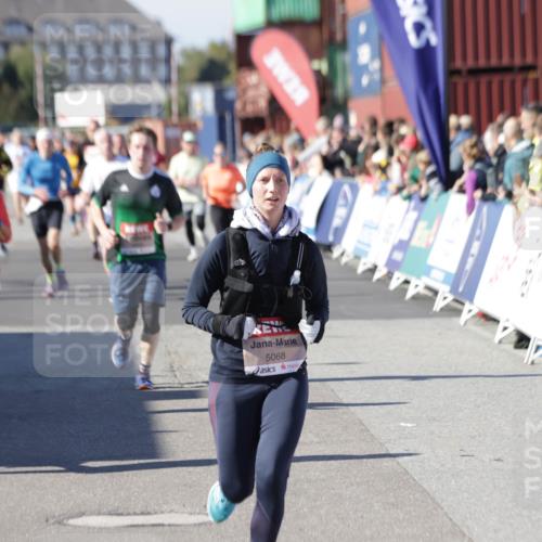 03.10.2025 - Köhlbrandbrückenlauf Jannik Wohlers http://msf.ph/oto/9074484 03.10.2025 13:16:11 Ziel 4311, 4423, 4495, 4644, 4696, 5068, 5336, 5684, 5806, 6712 meine-sportfotos.de