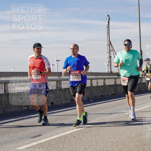 03.10.2025 - Köhlbrandbrückenlauf Michael Burmester http://msf.ph/oto/9074489 03.10.2025 12:39:55 Position 2 4024, 4187, 6707 meine-sportfotos.de