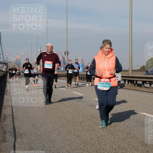 03.10.2025 - Köhlbrandbrückenlauf Fabian Wolf http://msf.ph/oto/9074539 03.10.2025 10:14:20 Position 3 2418, 2688 meine-sportfotos.de