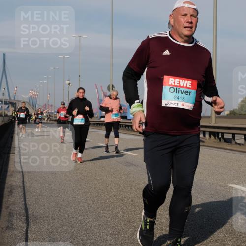03.10.2025 - Köhlbrandbrückenlauf Fabian Wolf http://msf.ph/oto/9074692 03.10.2025 10:14:24 Position 3 2418 meine-sportfotos.de