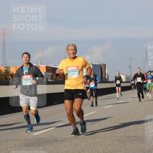 03.10.2025 - Köhlbrandbrückenlauf Jannik Wohlers http://msf.ph/oto/9074703 03.10.2025 09:51:13 Position 3 3656, 1428 meine-sportfotos.de