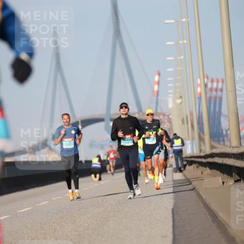 03.10.2025 - Köhlbrandbrückenlauf Jannik Wohlers http://msf.ph/oto/9074745 03.10.2025 09:40:35 Position 3  meine-sportfotos.de