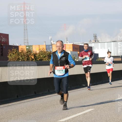 03.10.2025 - Köhlbrandbrückenlauf Jannik Wohlers http://msf.ph/oto/9074793 03.10.2025 09:51:16 Position 3 1340, 12 meine-sportfotos.de