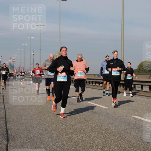 03.10.2025 - Köhlbrandbrückenlauf Fabian Wolf http://msf.ph/oto/9074794 03.10.2025 10:14:26 Position 3 2606, 2755 meine-sportfotos.de