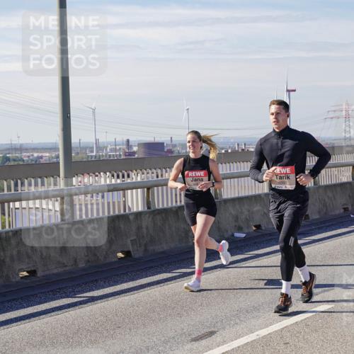 03.10.2025 - Köhlbrandbrückenlauf Michael Burmester http://msf.ph/oto/9074865 03.10.2025 12:40:16 Position 2 4850 meine-sportfotos.de