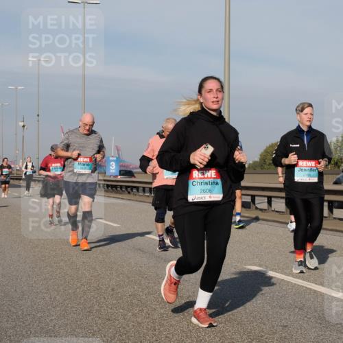 03.10.2025 - Köhlbrandbrückenlauf Fabian Wolf http://msf.ph/oto/9074877 03.10.2025 10:14:28 Position 3 2513, 3, 2606, 2755 meine-sportfotos.de