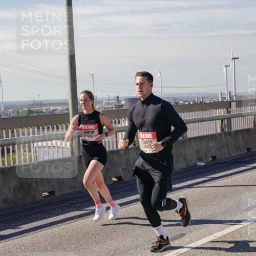 03.10.2025 - Köhlbrandbrückenlauf Michael Burmester http://msf.ph/oto/9074878 03.10.2025 12:40:17 Position 2 4492, 485 meine-sportfotos.de
