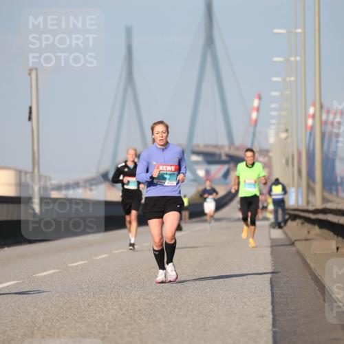 03.10.2025 - Köhlbrandbrückenlauf Jannik Wohlers http://msf.ph/oto/9074934 03.10.2025 09:41:02 Position 3  meine-sportfotos.de