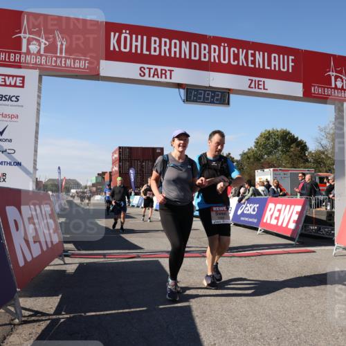 03.10.2025 - Köhlbrandbrückenlauf Lena Gebhardt http://msf.ph/oto/9074935 03.10.2025 13:39:22 Ziel 4531, 4789, 5111, 5741, 5745, 5766, 5988, 5989, 5998, 6560 meine-sportfotos.de