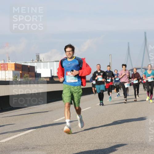03.10.2025 - Köhlbrandbrückenlauf Jannik Wohlers http://msf.ph/oto/9074936 03.10.2025 09:51:20 Position 3 2698, 3484 meine-sportfotos.de