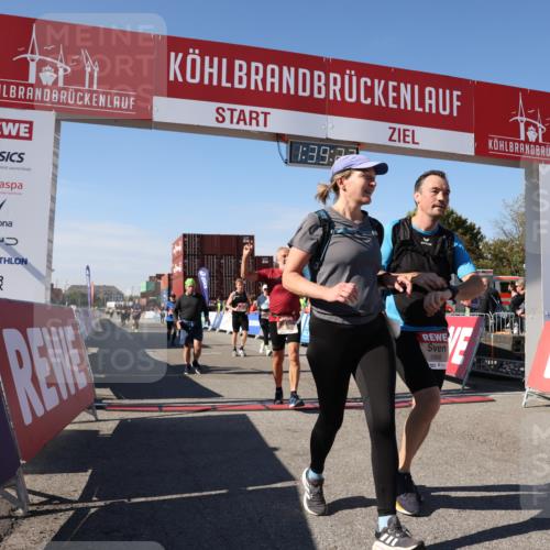 03.10.2025 - Köhlbrandbrückenlauf Lena Gebhardt http://msf.ph/oto/9074954 03.10.2025 13:39:22 Ziel 4531, 4789, 5111, 5741, 5745, 5766, 5988, 5989, 5998, 6560 meine-sportfotos.de