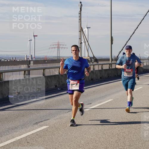 03.10.2025 - Köhlbrandbrückenlauf Michael Burmester http://msf.ph/oto/9074967 03.10.2025 12:40:23 Position 2 4130, 4271 meine-sportfotos.de
