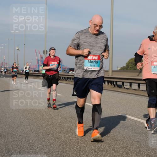 03.10.2025 - Köhlbrandbrückenlauf Fabian Wolf http://msf.ph/oto/9075004 03.10.2025 10:14:31 Position 3 2513, 3097 meine-sportfotos.de