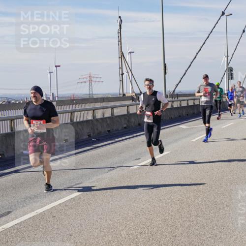 03.10.2025 - Köhlbrandbrückenlauf Michael Burmester http://msf.ph/oto/9075060 03.10.2025 12:40:27 Position 2  meine-sportfotos.de