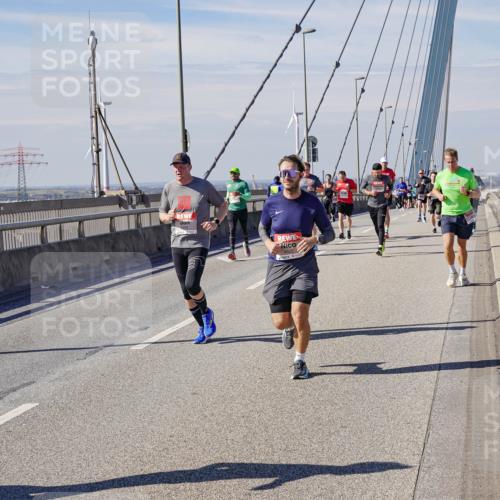 03.10.2025 - Köhlbrandbrückenlauf Michael Burmester http://msf.ph/oto/9075080 03.10.2025 12:40:29 Position 2  meine-sportfotos.de