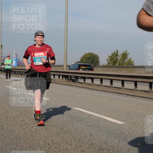 03.10.2025 - Köhlbrandbrückenlauf Fabian Wolf http://msf.ph/oto/9075085 03.10.2025 10:14:33 Position 3 3, 275 meine-sportfotos.de