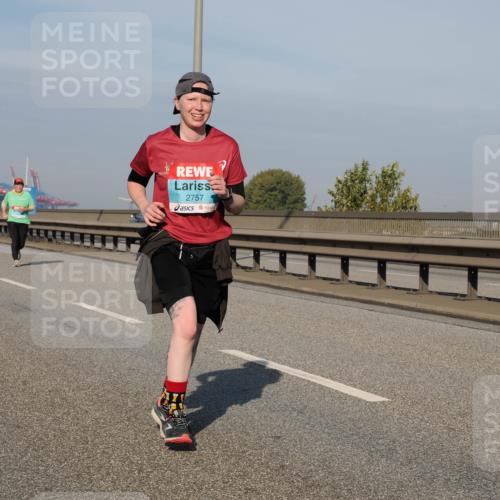 03.10.2025 - Köhlbrandbrückenlauf Fabian Wolf http://msf.ph/oto/9075114 03.10.2025 10:14:33 Position 3 2757 meine-sportfotos.de