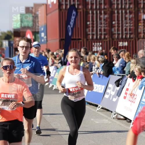 03.10.2025 - Köhlbrandbrückenlauf Jannik Wohlers http://msf.ph/oto/9075422 03.10.2025 13:16:30 Ziel 4036, 4144, 4146, 4314, 4317, 4347, 4408, 4414, 4586, 4952, 5032, 5104, 5498, 5570, 5630, 5694, 5815, 5836, 5983, 6208, 6353, 6377, 6761, 6771, 6812 meine-sportfotos.de